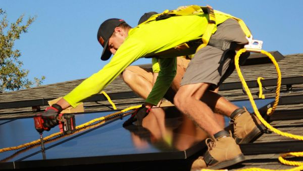 Top tips for a hassle-free solar panel installation